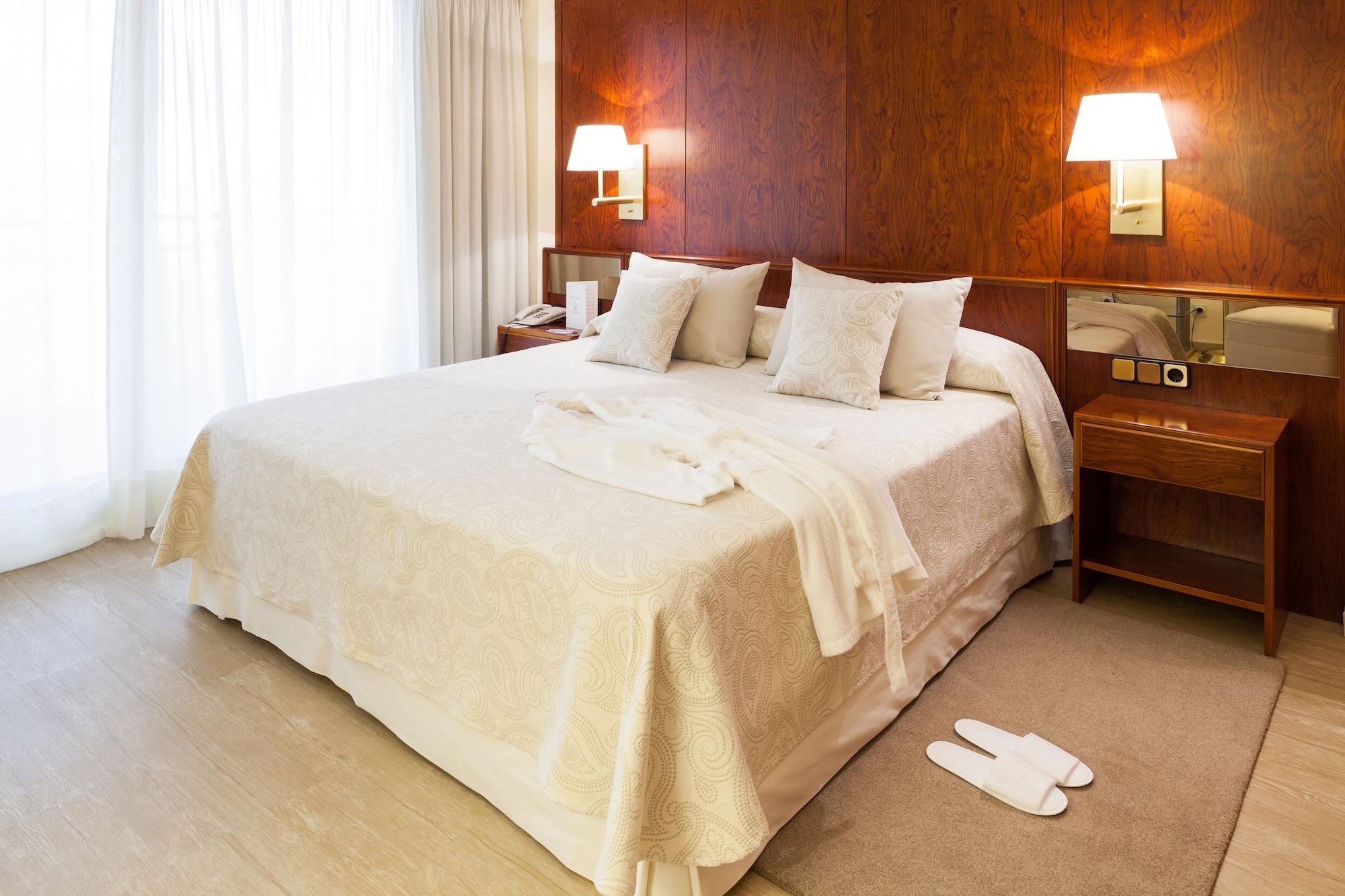Hotel Royal Plaza Ibiza città Esterno foto
