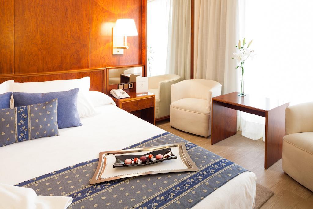 Hotel Royal Plaza Ibiza città Esterno foto