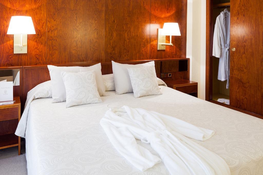 Hotel Royal Plaza Ibiza città Esterno foto
